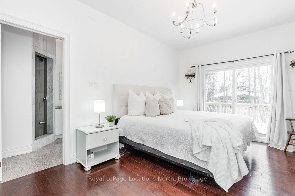 54 ROYAL BEECH Drive photo 32