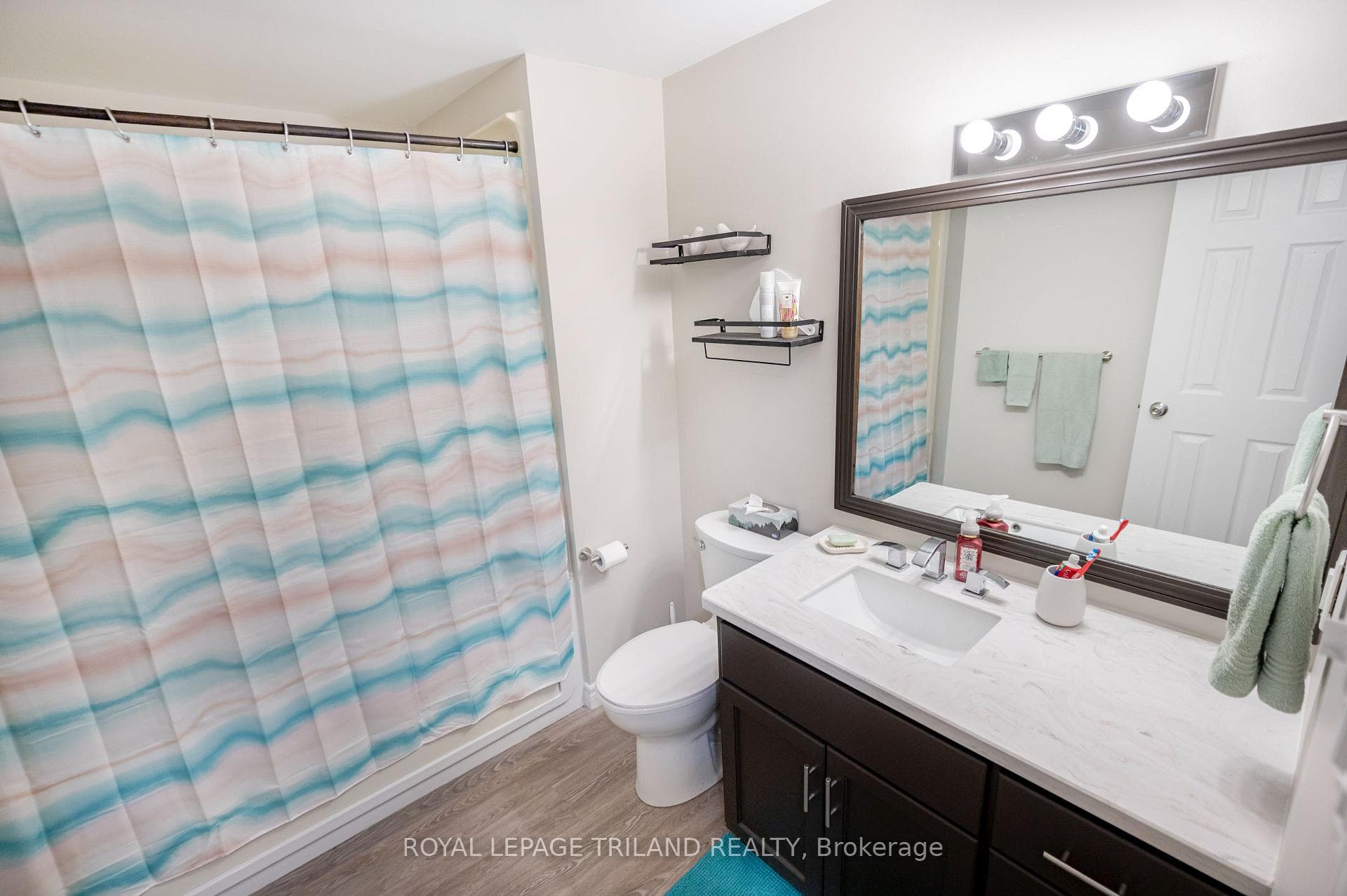 73 GENEVIVE Place photo 14