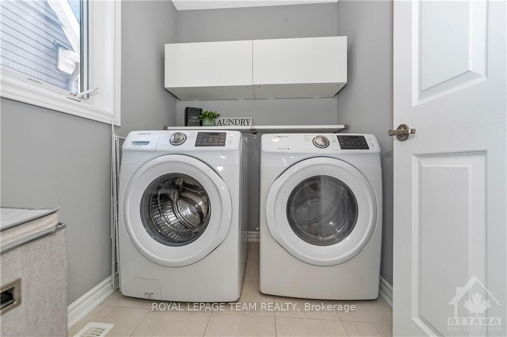 347 ROUNCEY Road photo 16