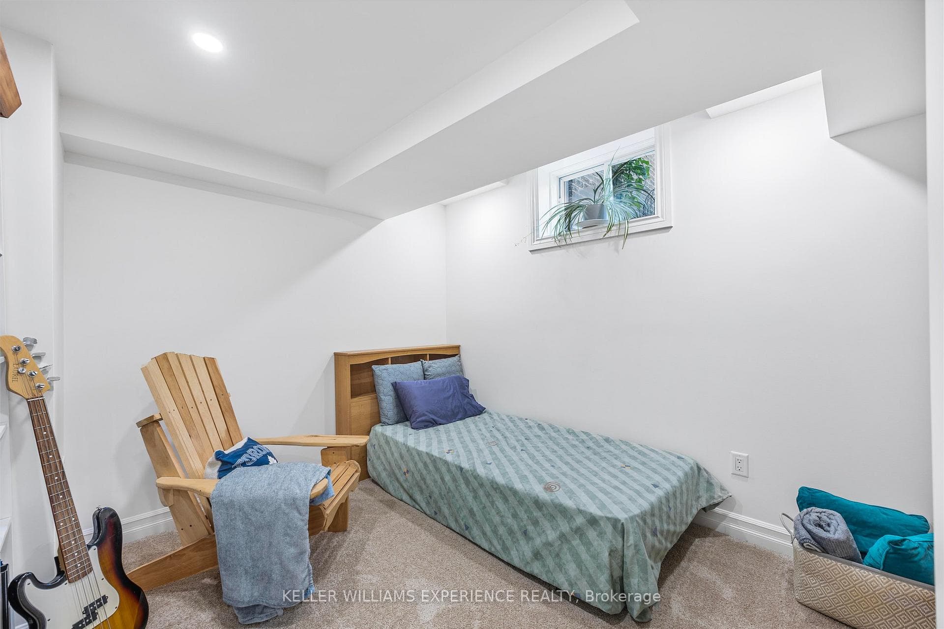 8 Springwood Court photo 27