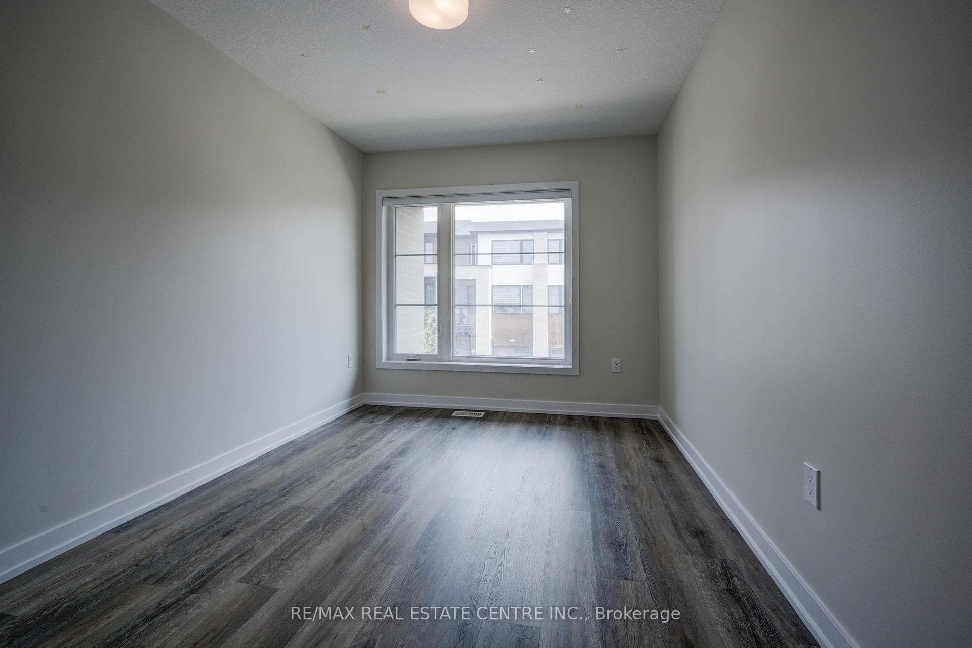 350 River Road Unit 7 photo 28