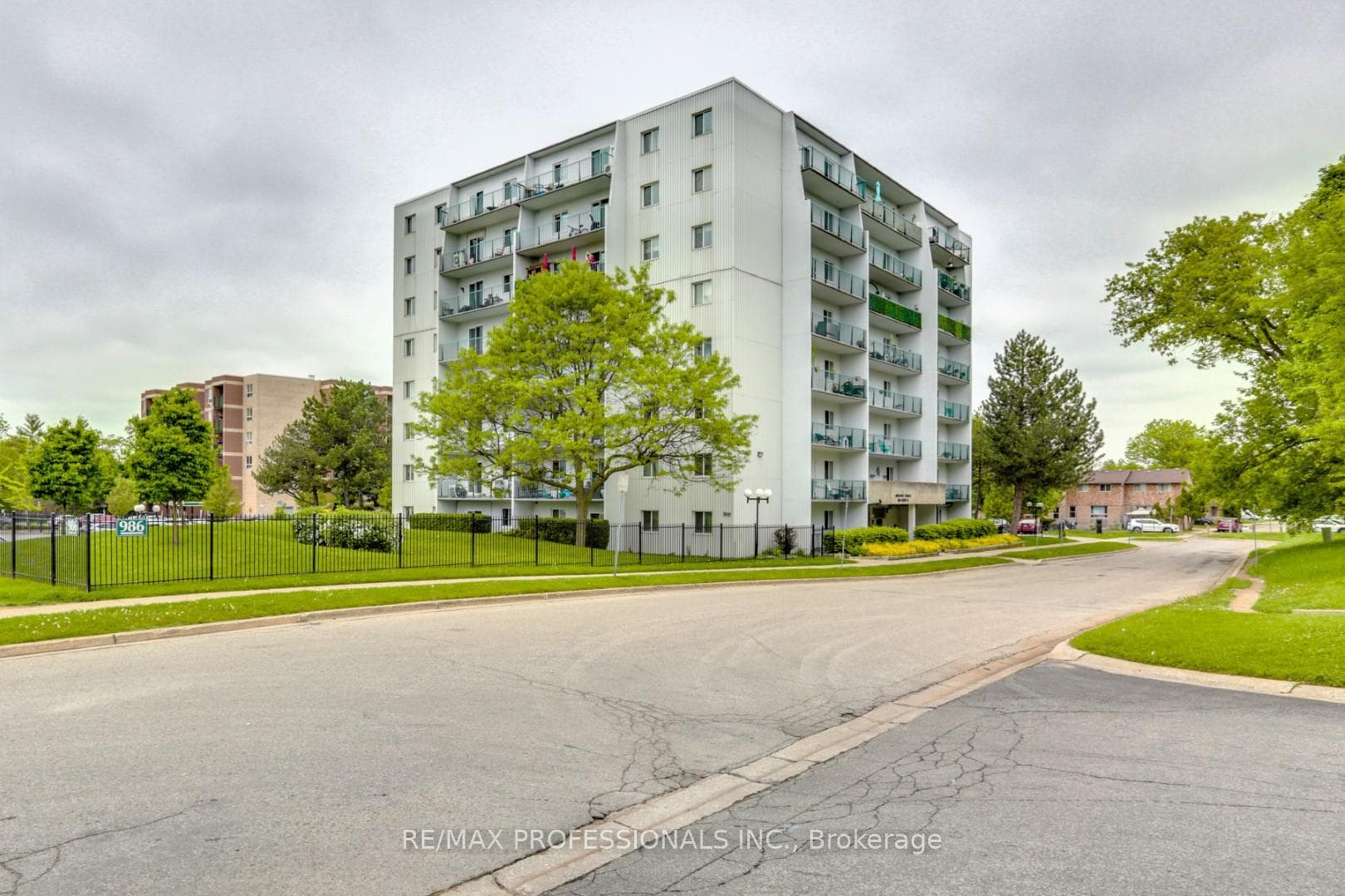 986 Huron Street Unit 108 photo 23