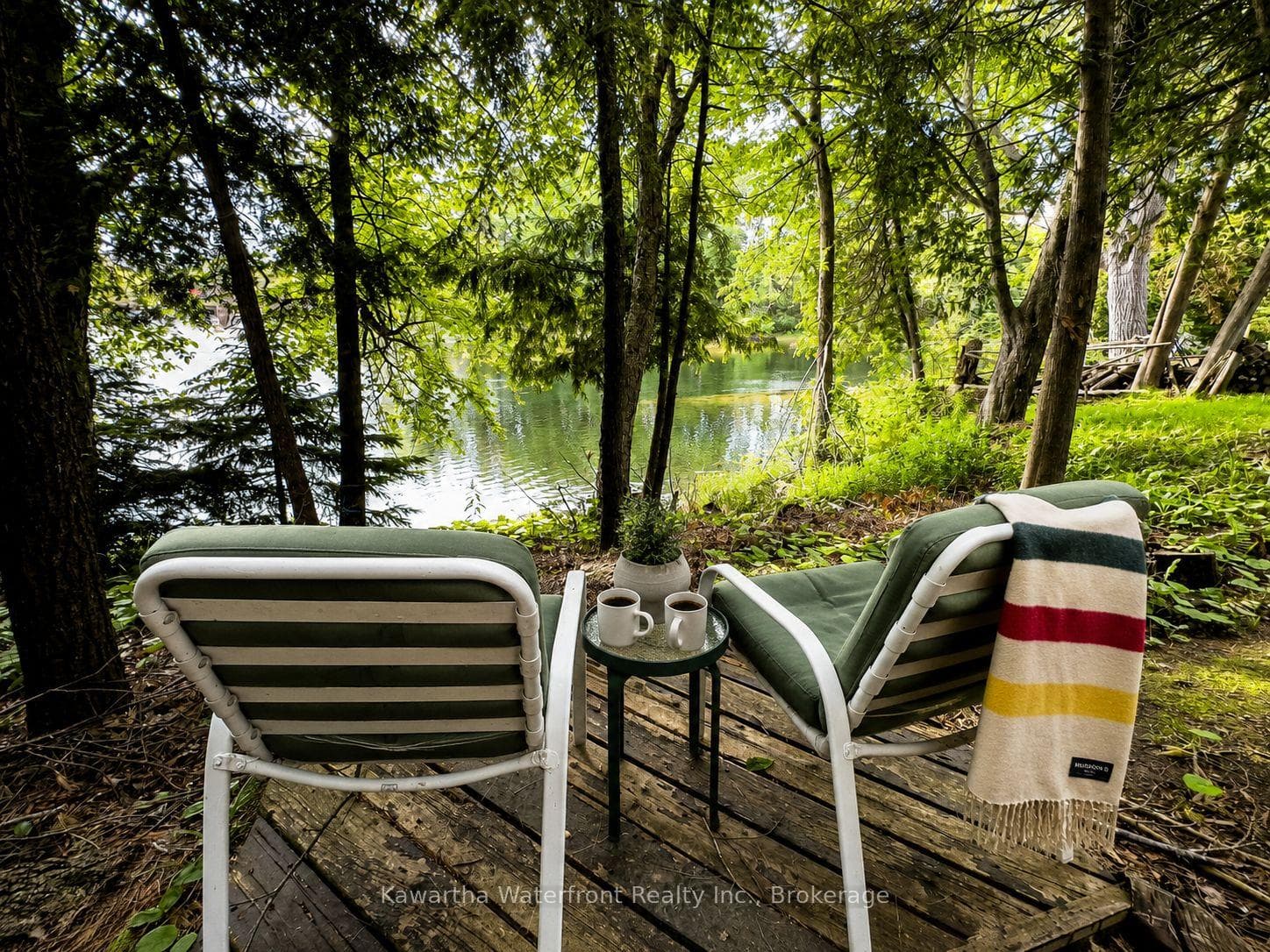Another quiet sitting area overlooking the water