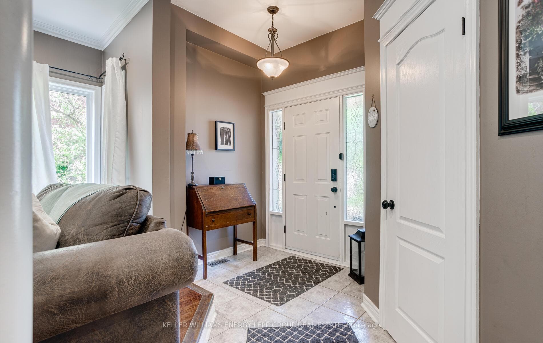 15 Castle Green Drive photo 4