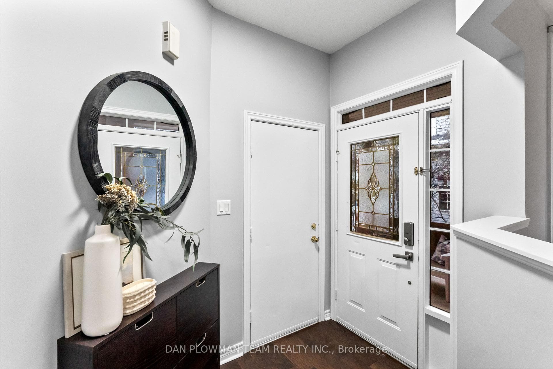 65 Sandford Crescent photo 6