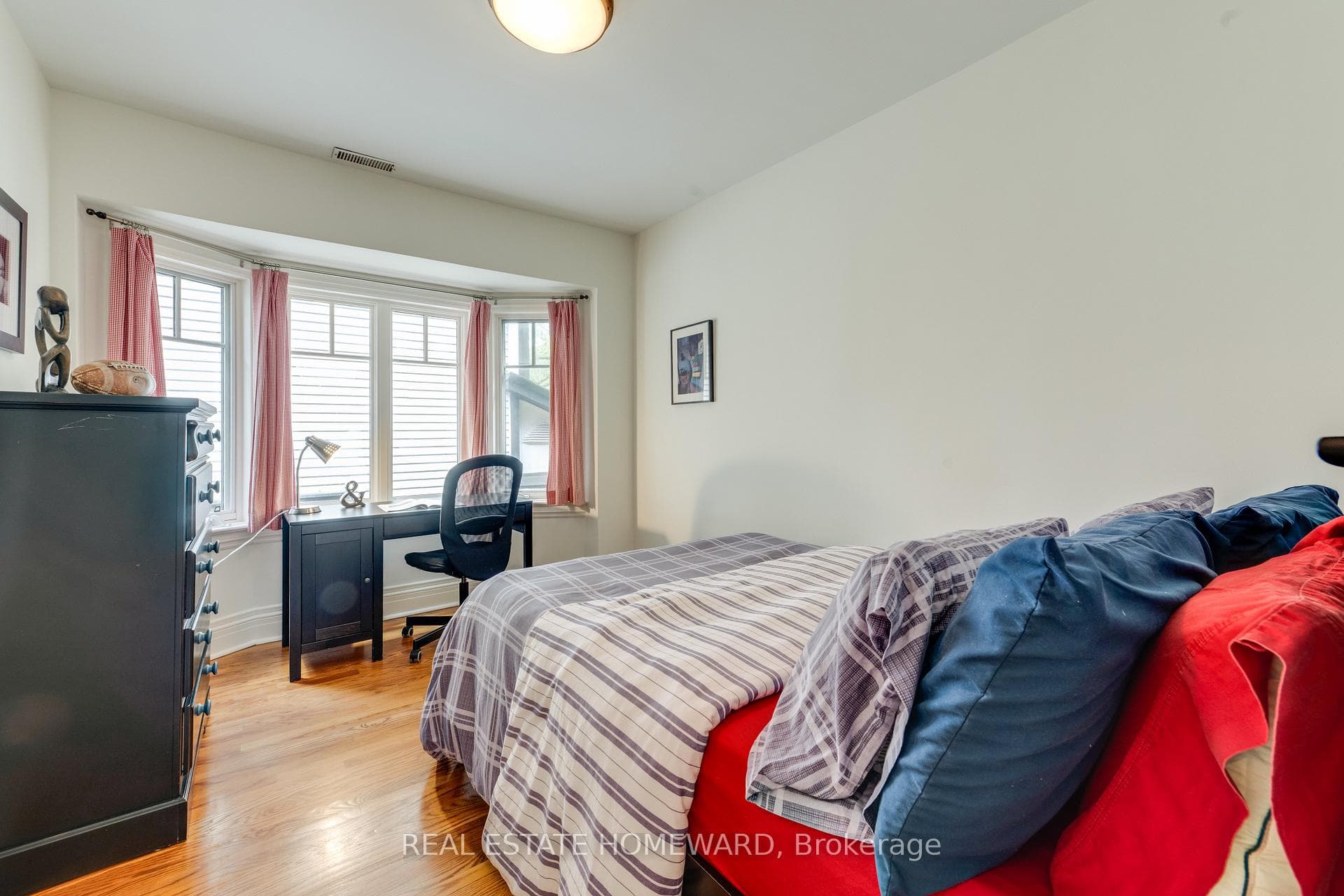 151 Waverley Road photo 33