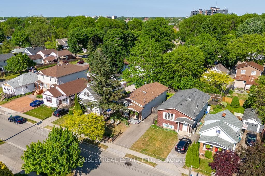 48 Margery Avenue photo 10