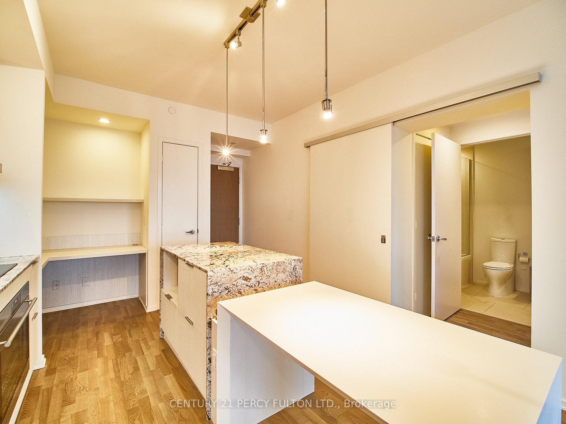 1 Bloor Street Unit 3605 photo 17