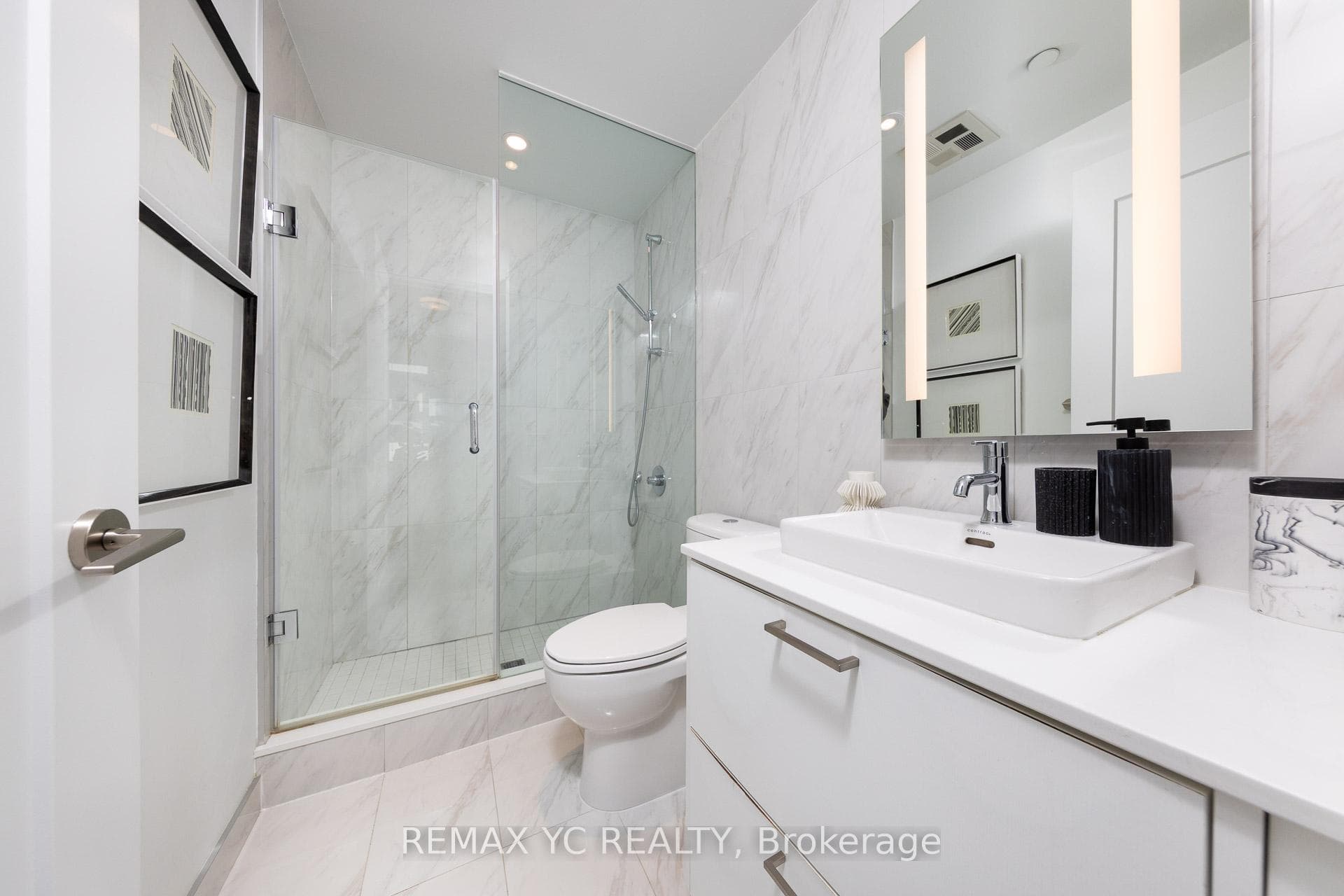 470 Front Street Unit 1612 photo 22