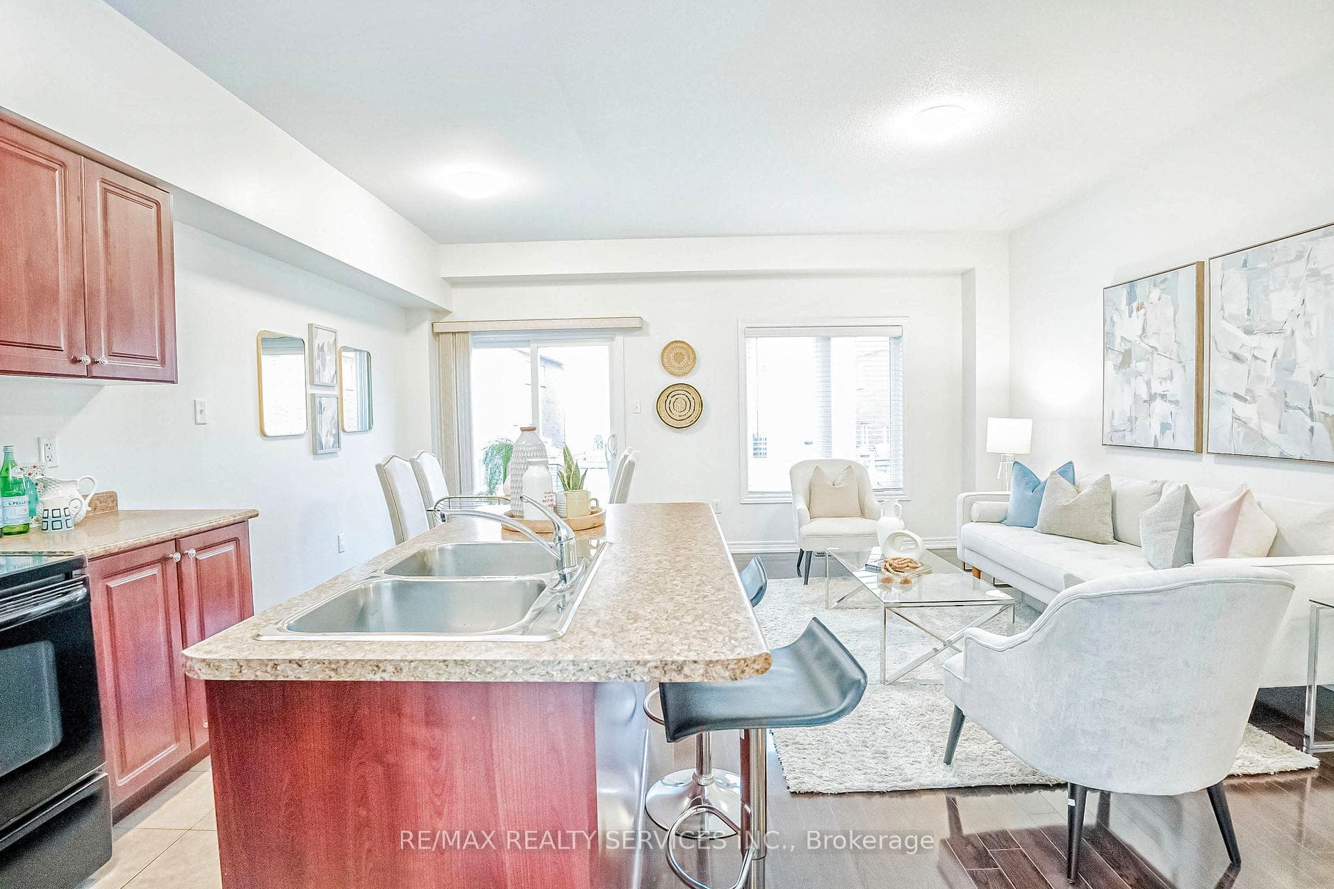 85 Frenchpark Circle photo 7