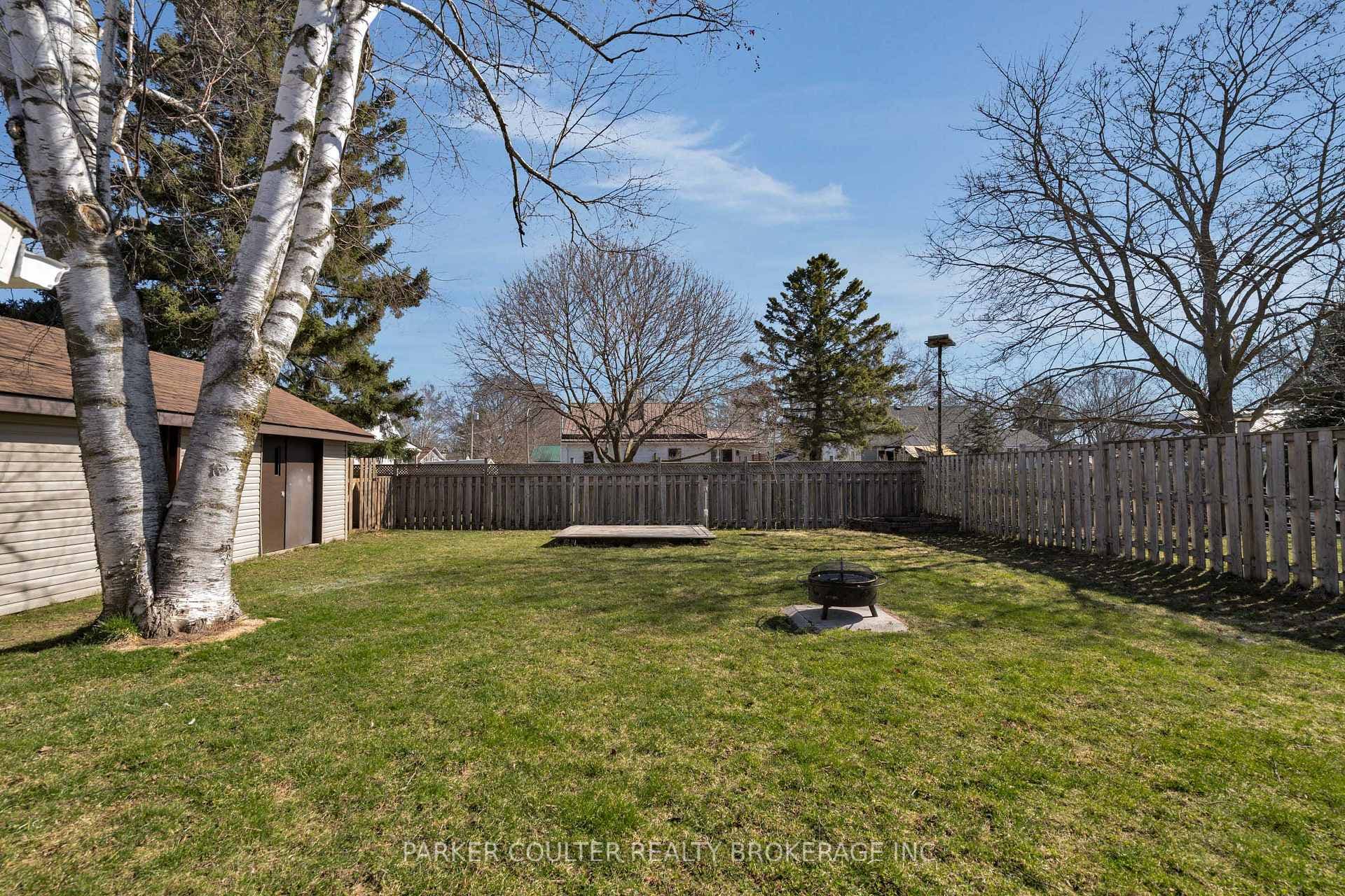 5 Ward Avenue photo 34