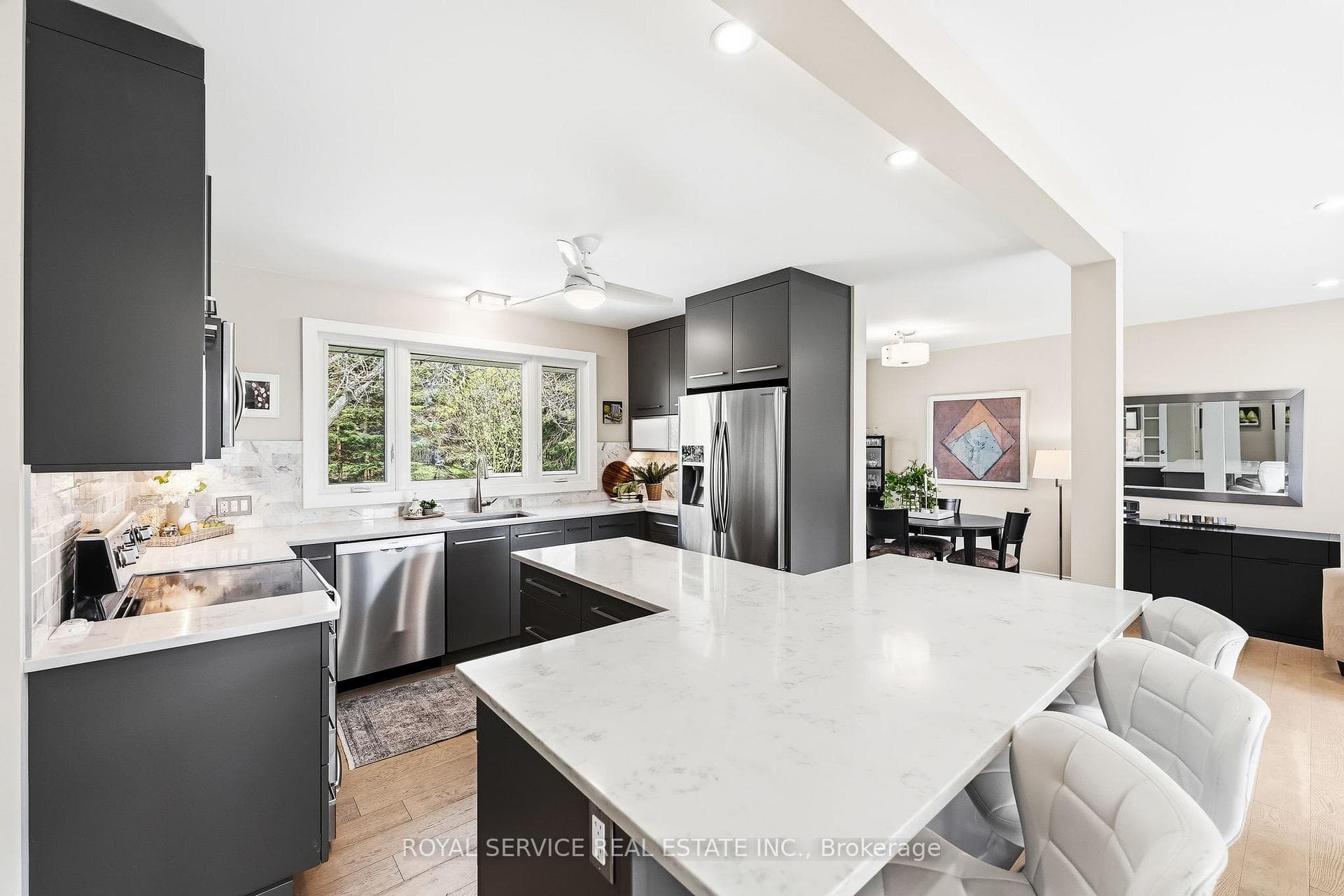 44 Springbrook Road photo 20