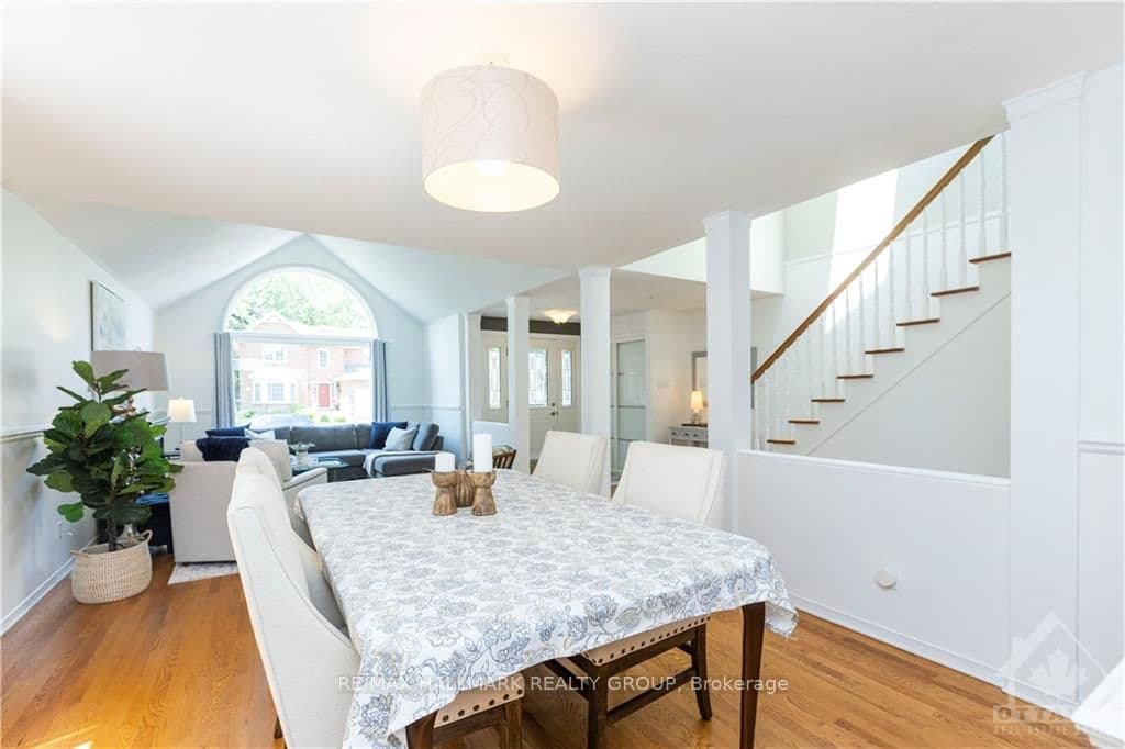 1630 DES RAVINS Place photo 7
