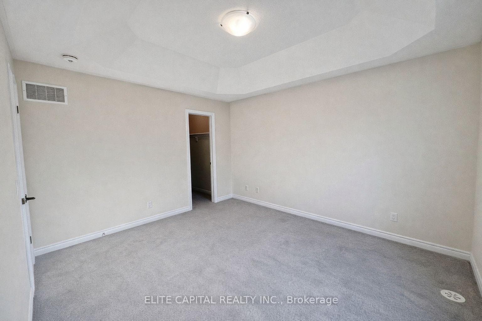 95 Elkington Crescent photo 22