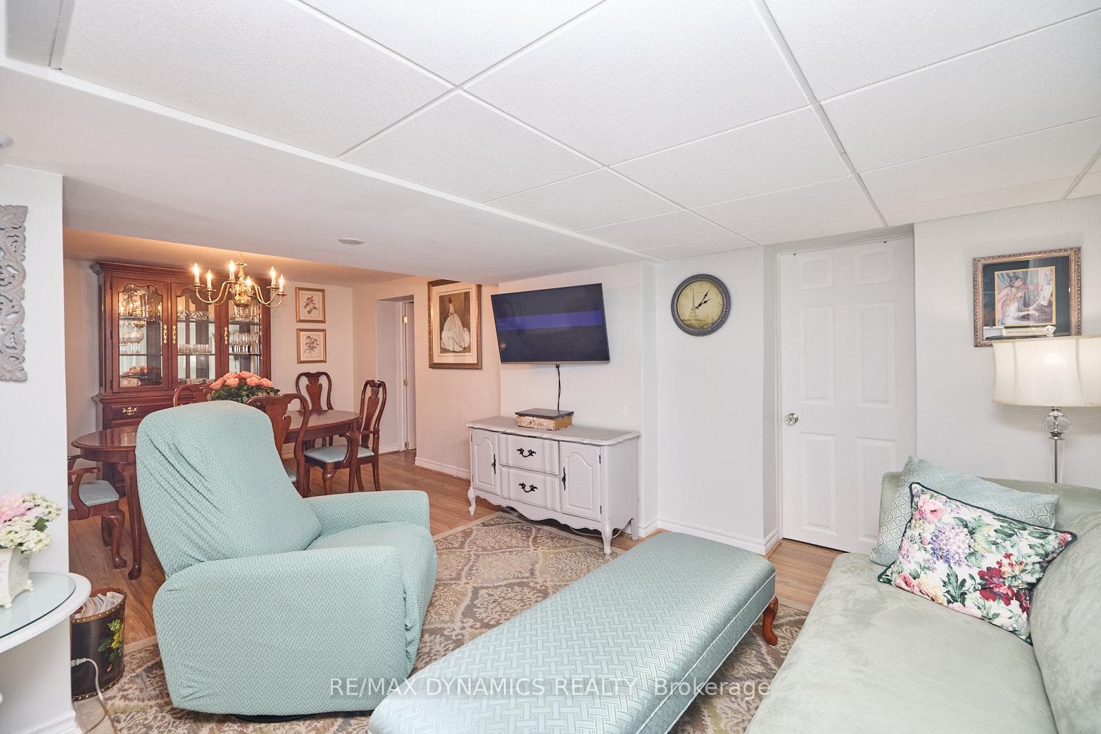 190 Price Avenue photo 18