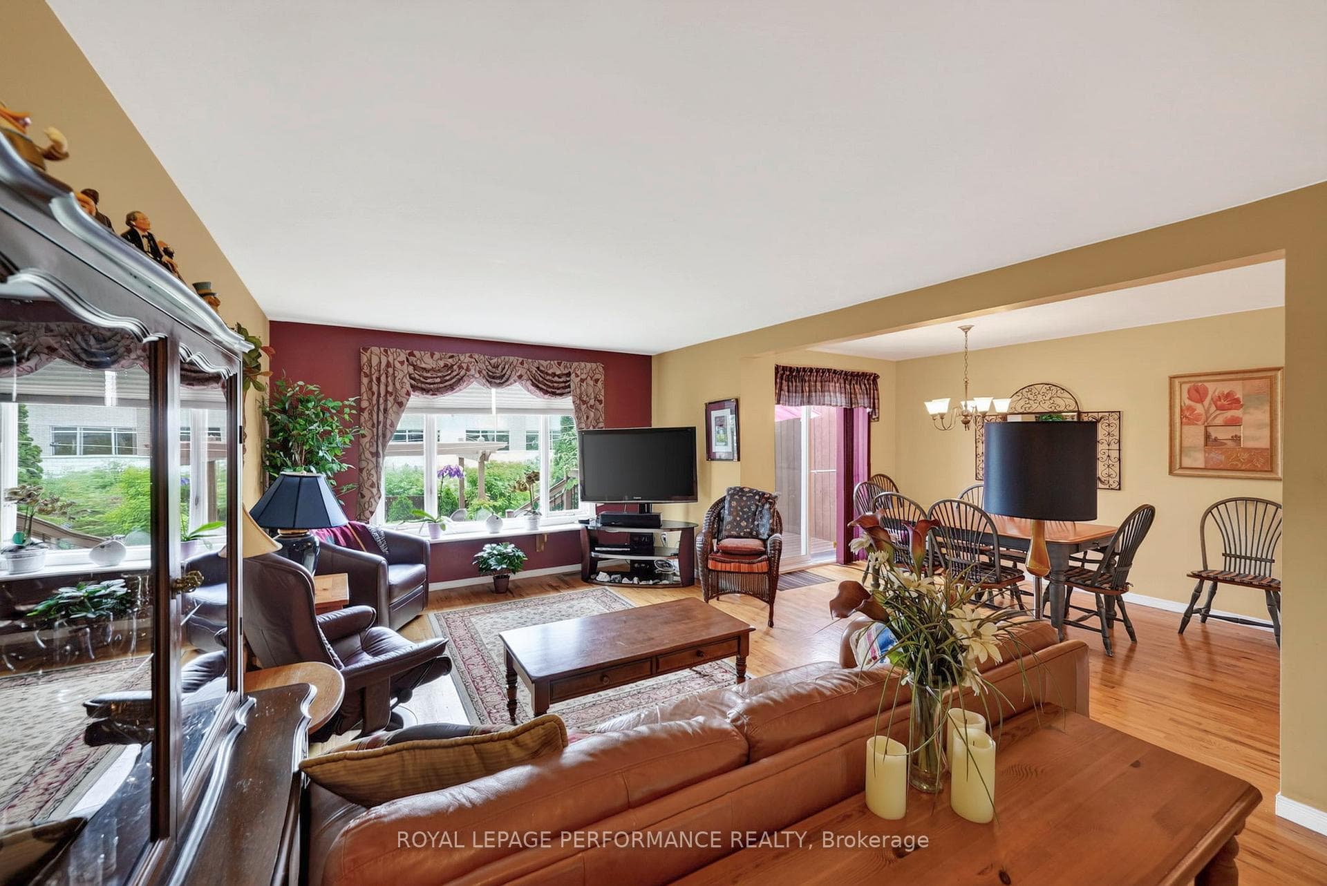 522 Jase Street photo 8