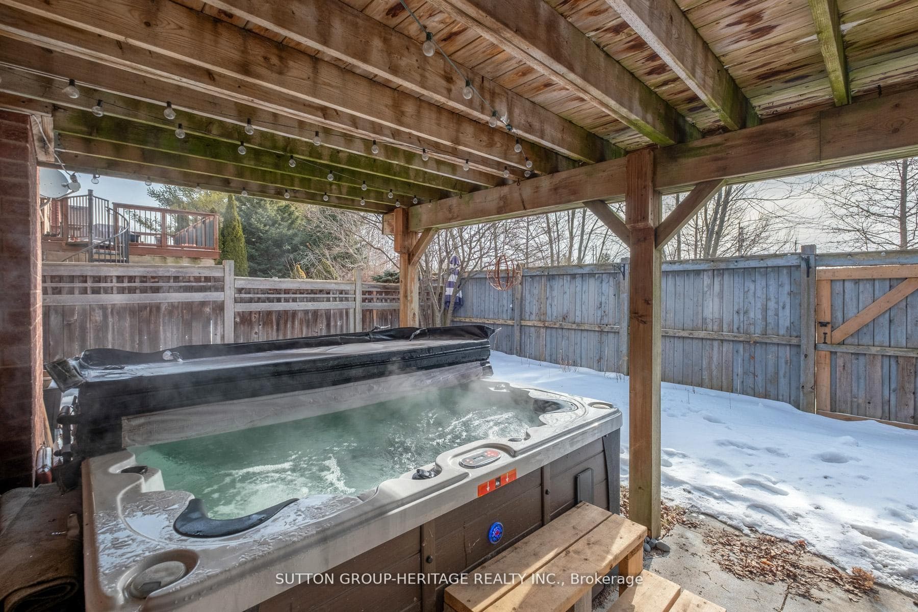 19 Bradbury Crescent photo 40
