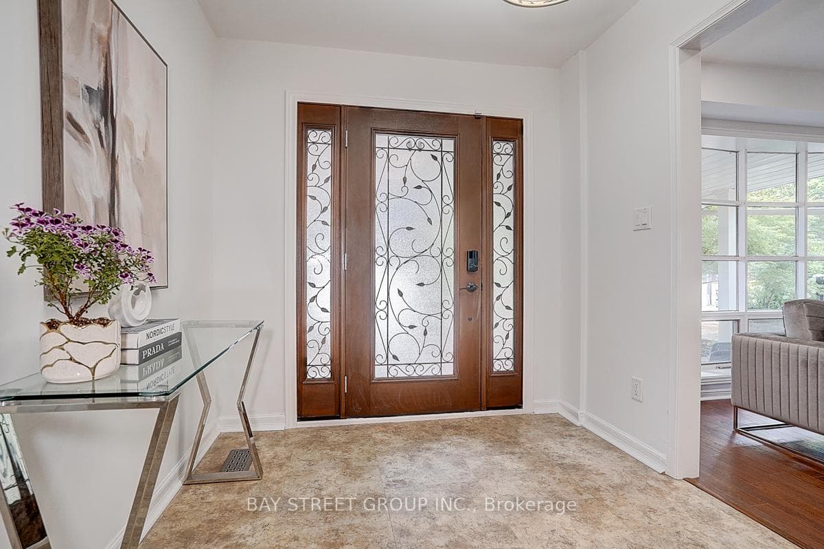 342 REGAL BRIAR Street photo 15