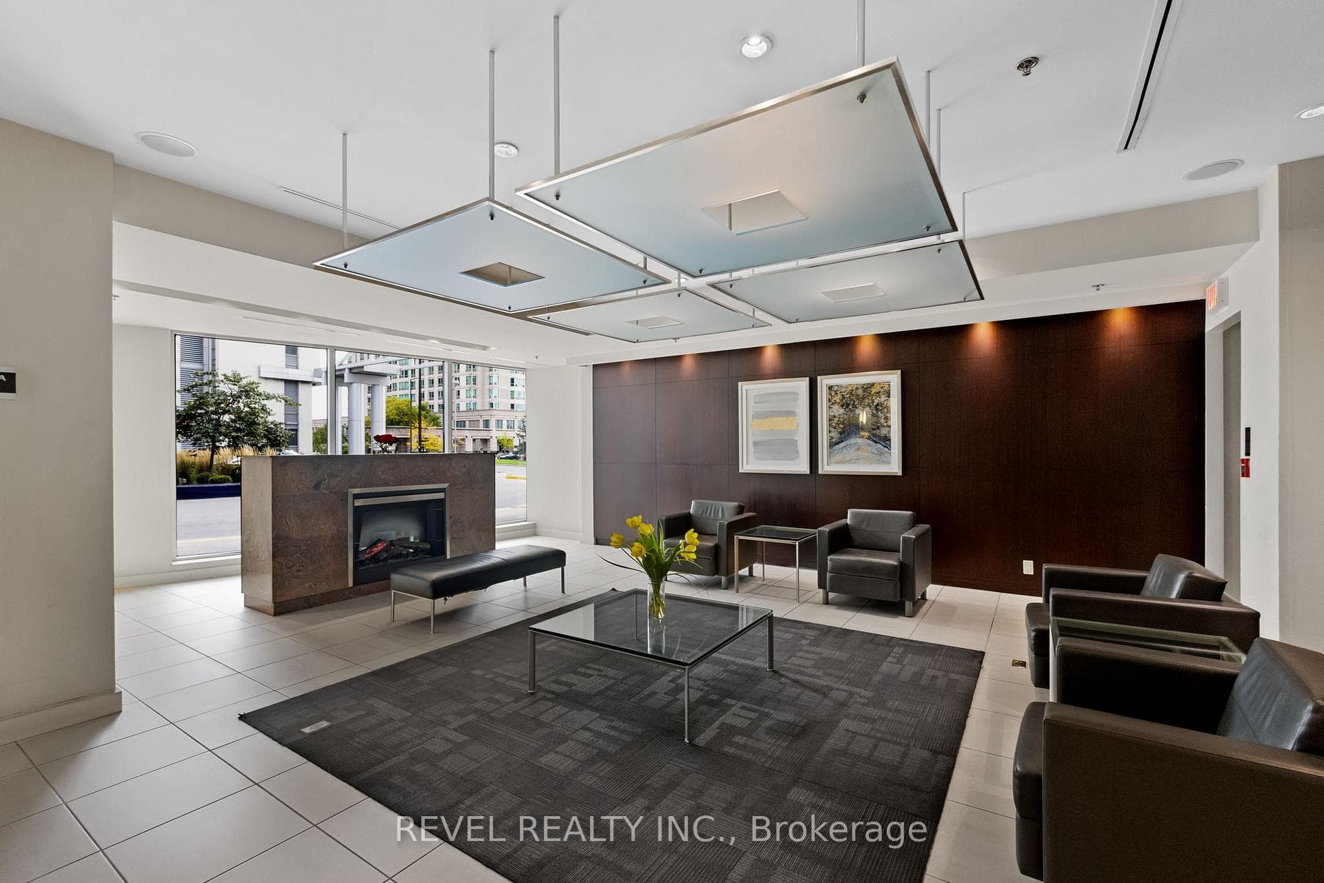 36 Lee Centre Drive Unit 812 photo 3