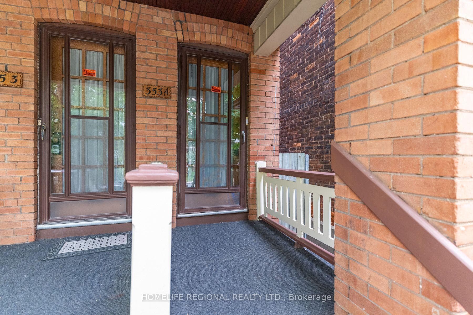 353 St Clarens Avenue photo 3