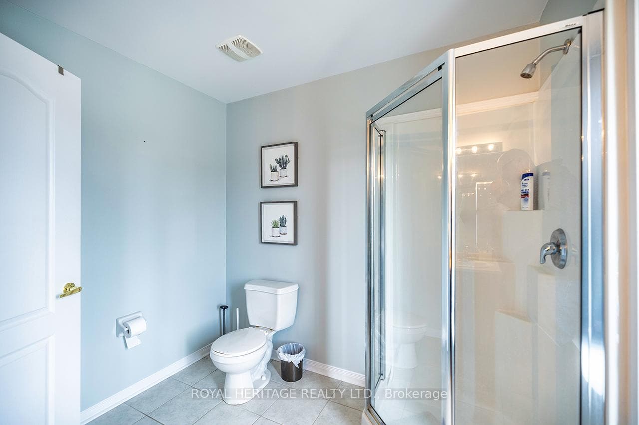 245 Sprucewood Crescent photo 28
