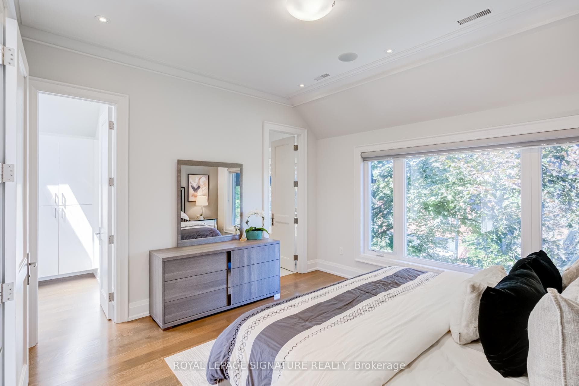 200 Snowdon Avenue photo 21