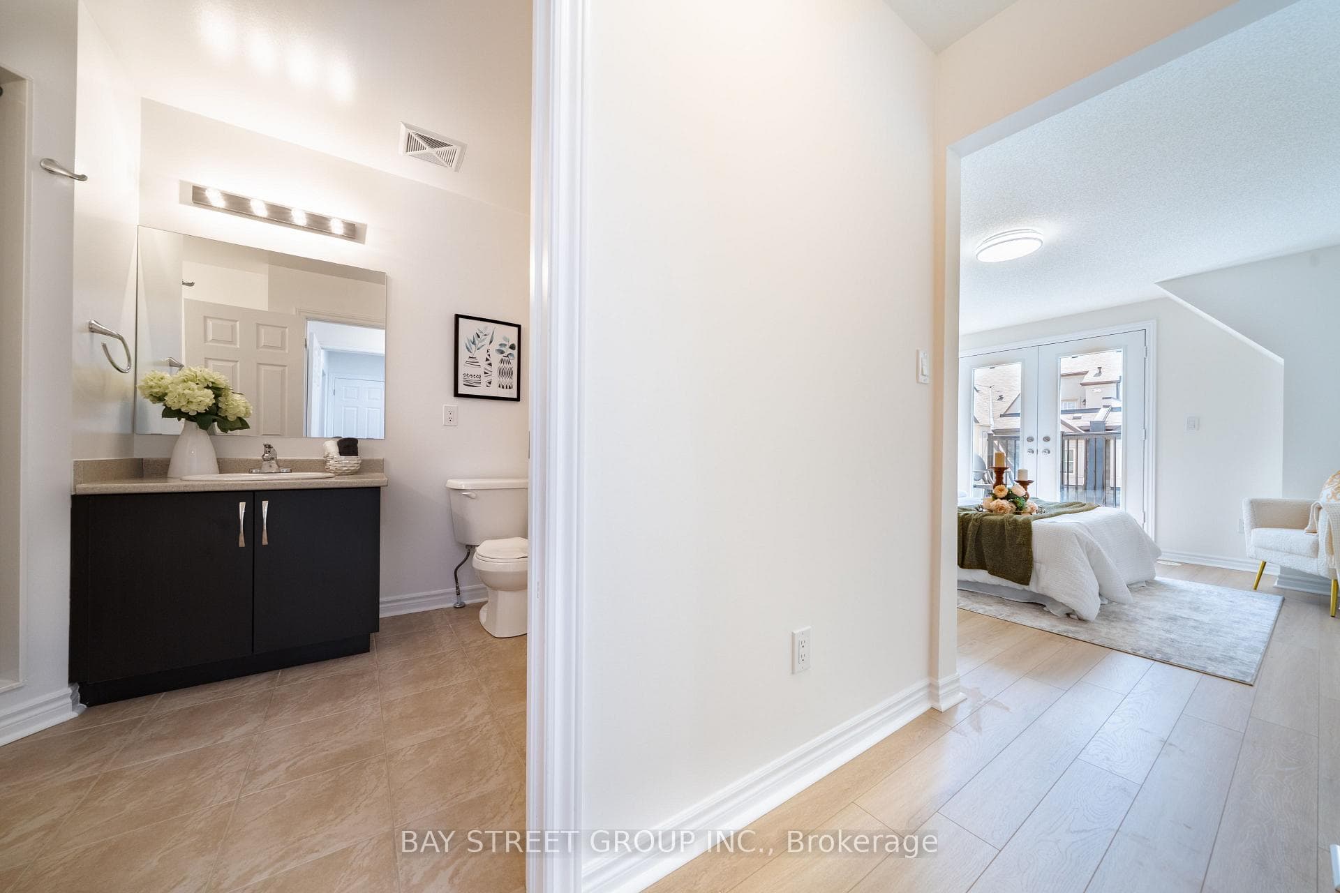 15 Eaton Park Lane Unit 27 photo 18
