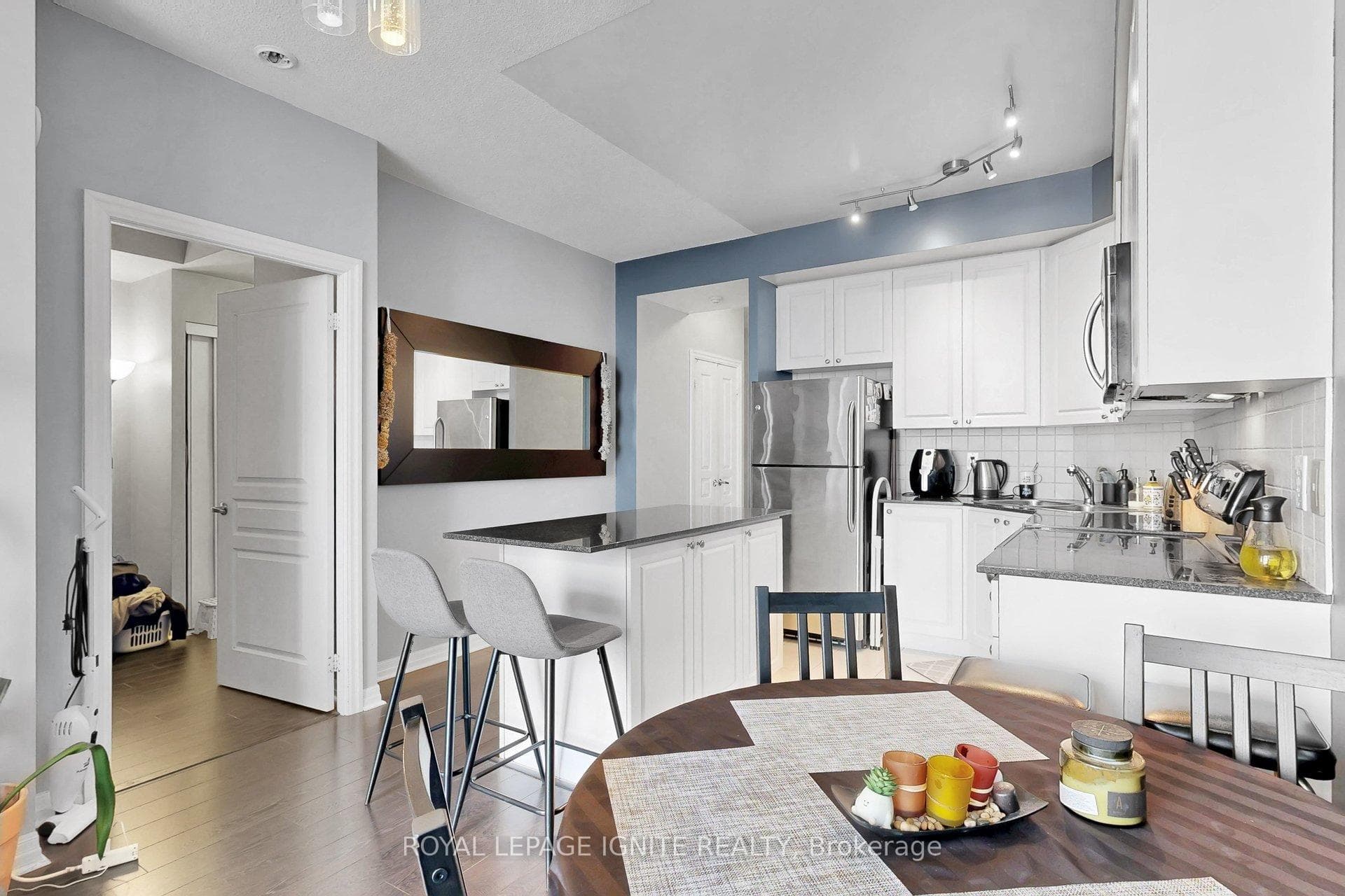 225 Webb Drive Unit 1809 photo 21