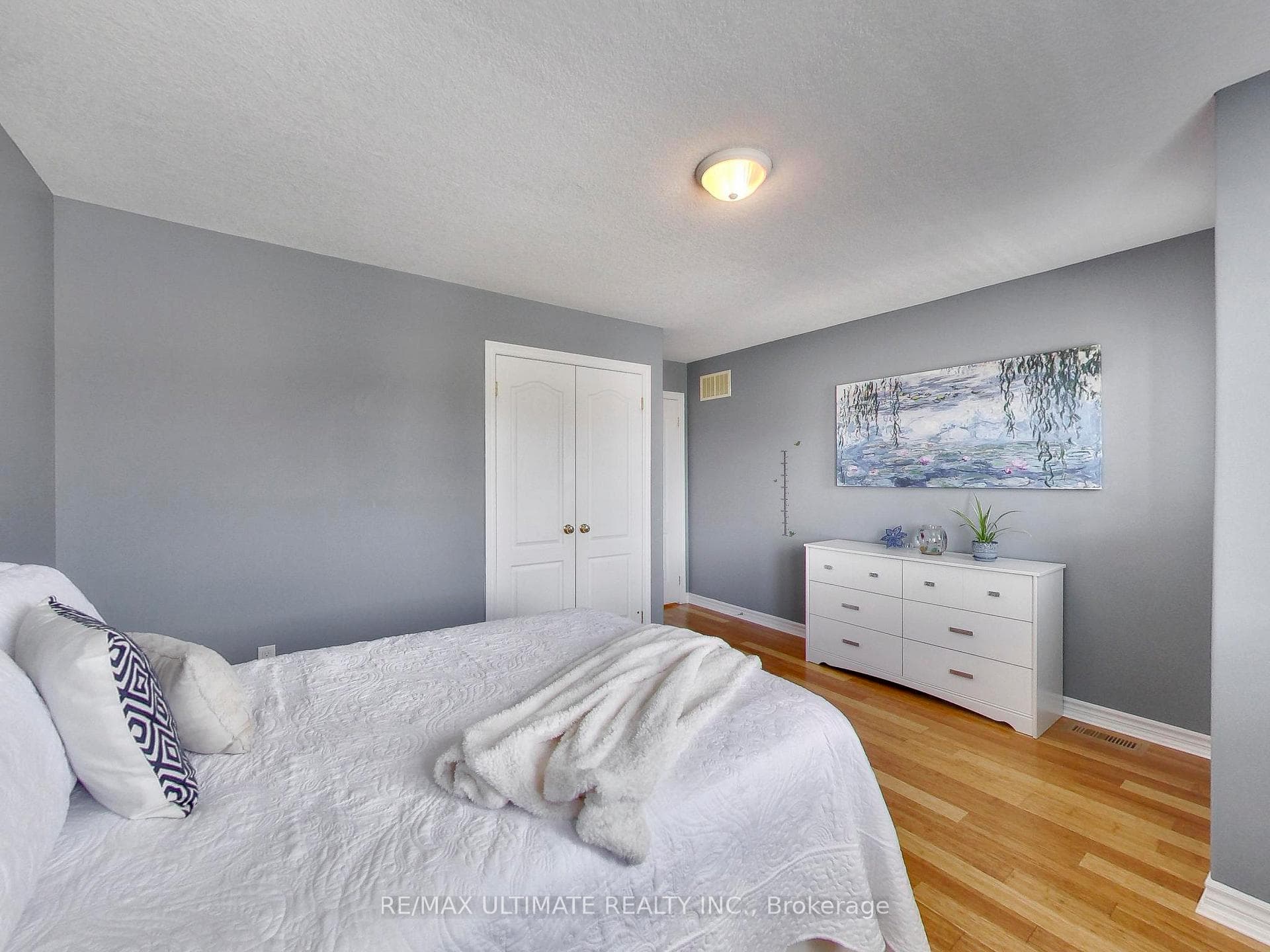 152 Gray Avenue photo 27