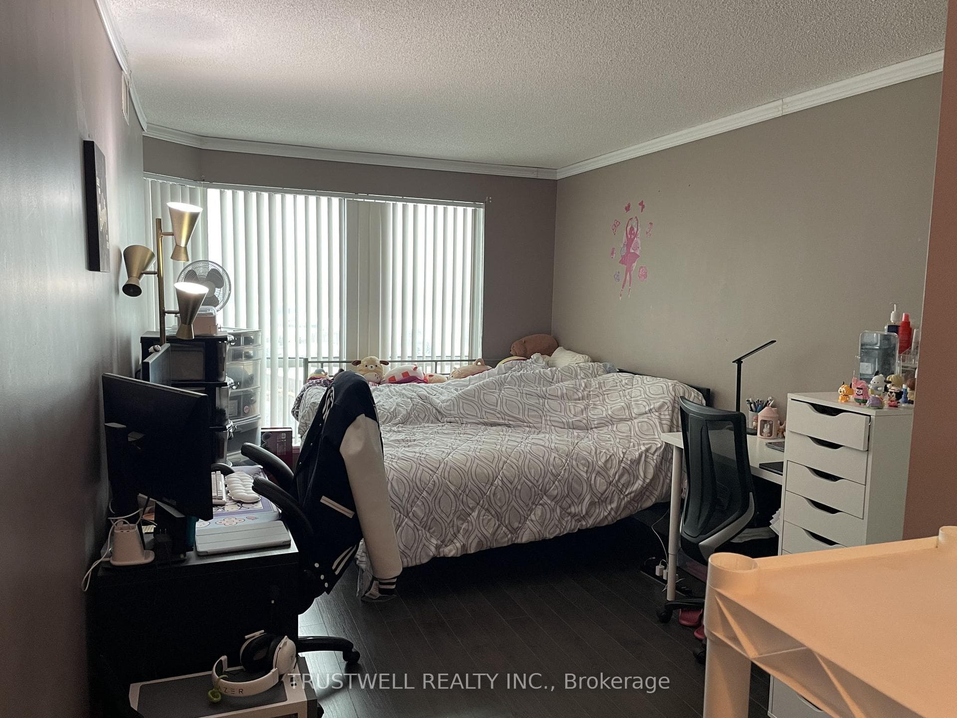 8 Lee Centre Drive Unit 1509 photo 17