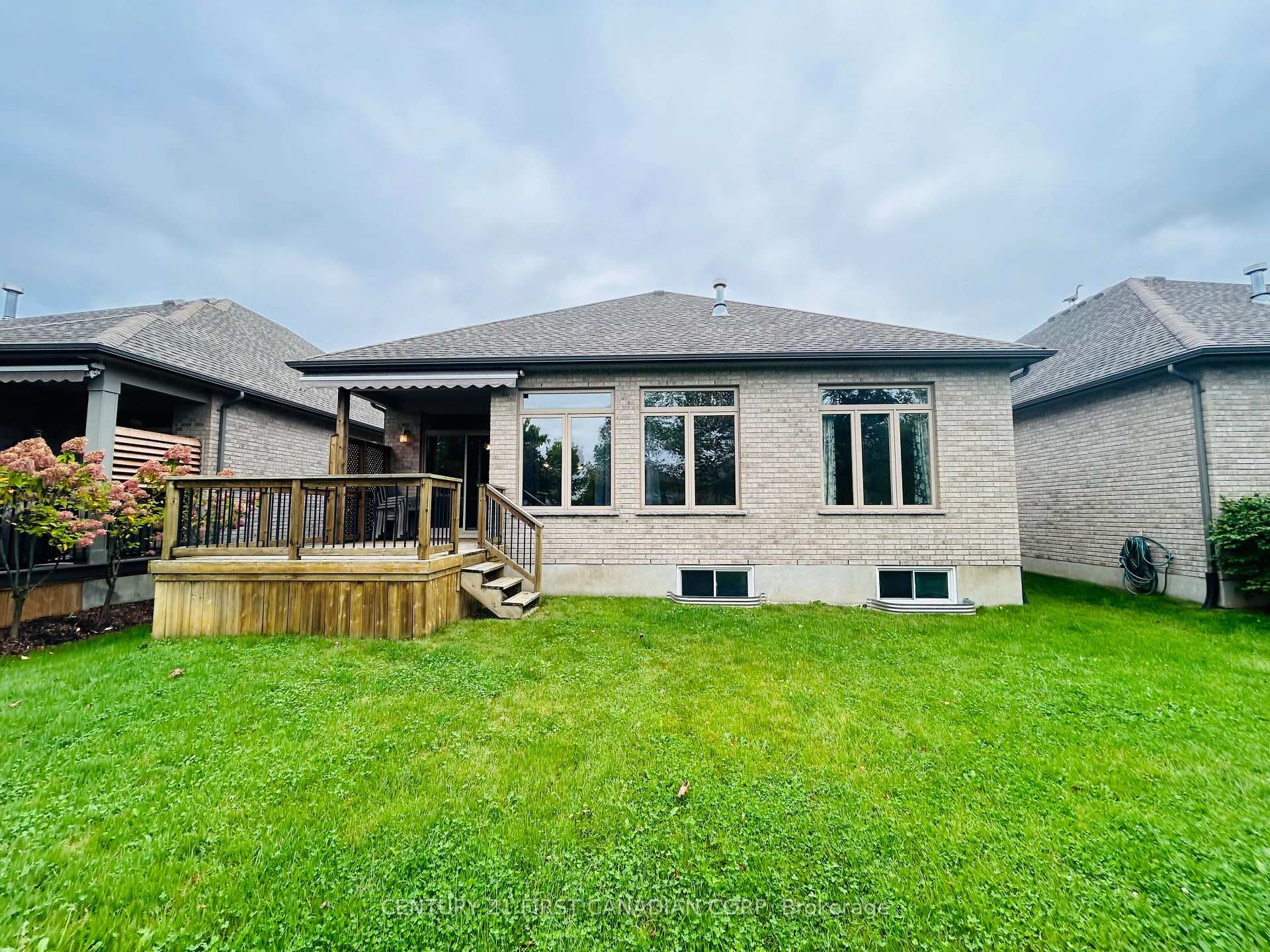 3278 Colonel Talbot Road Unit 194 photo 18