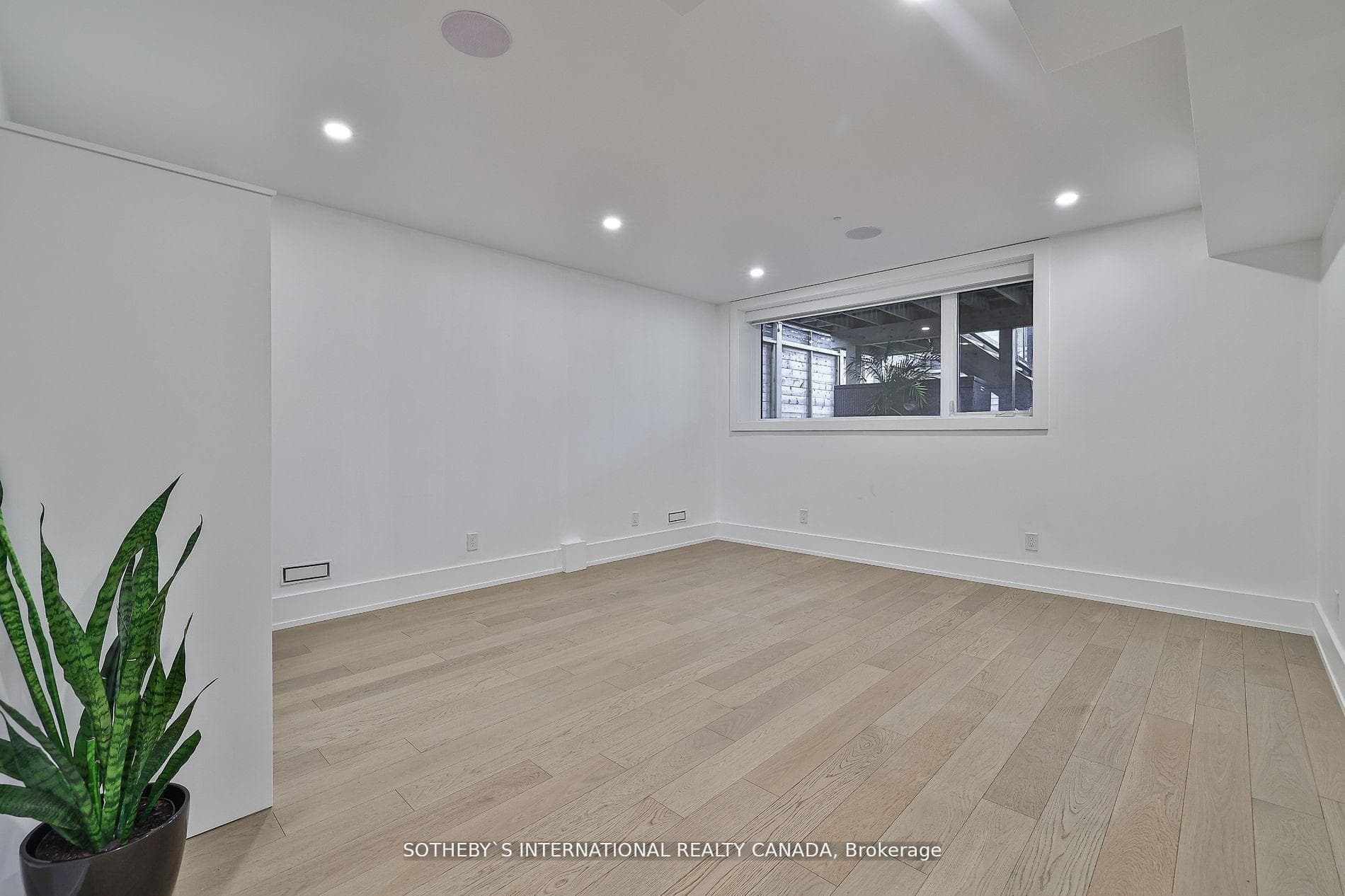 1C Holborne Avenue photo 28