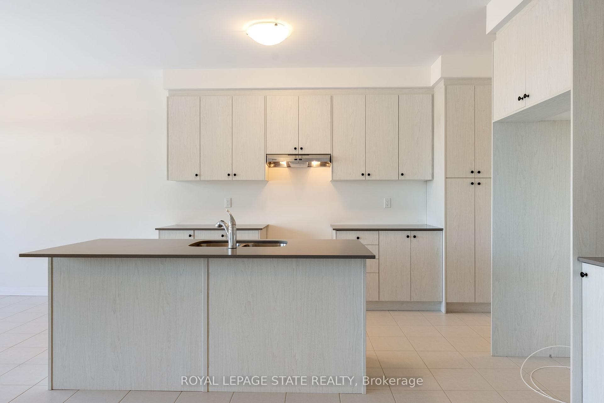 27 Blain Drive photo 10