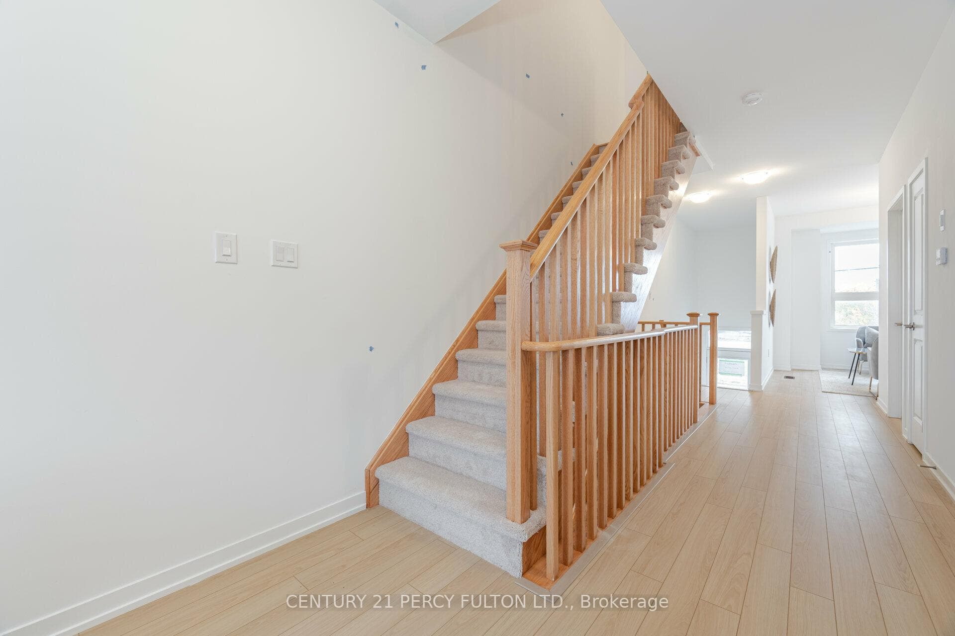 147 Hunt Street photo 21