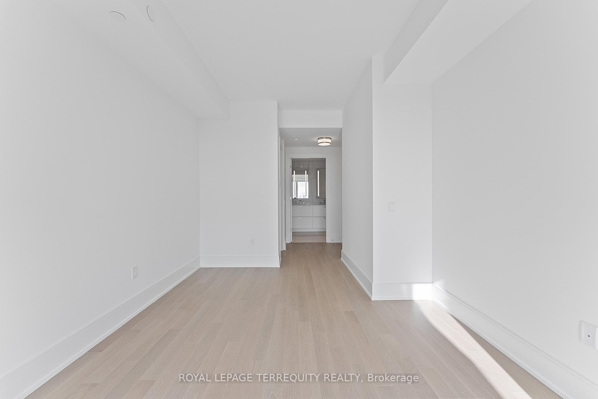 20 Inn on the Park Drive Unit 2033 photo 22