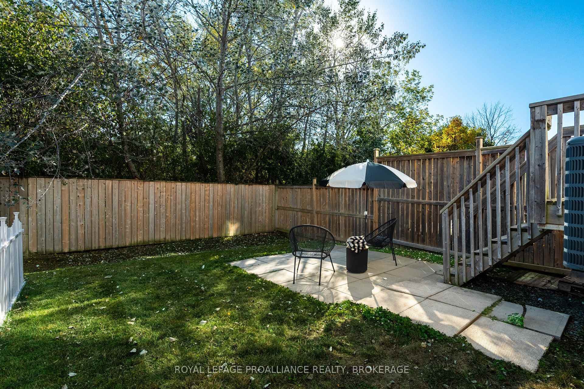 927 Blossom Street photo 26