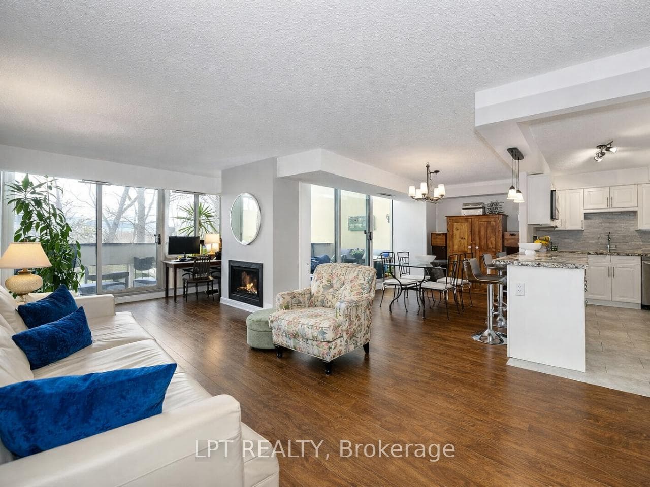 1300 Marlborough Court Unit 534 photo 1
