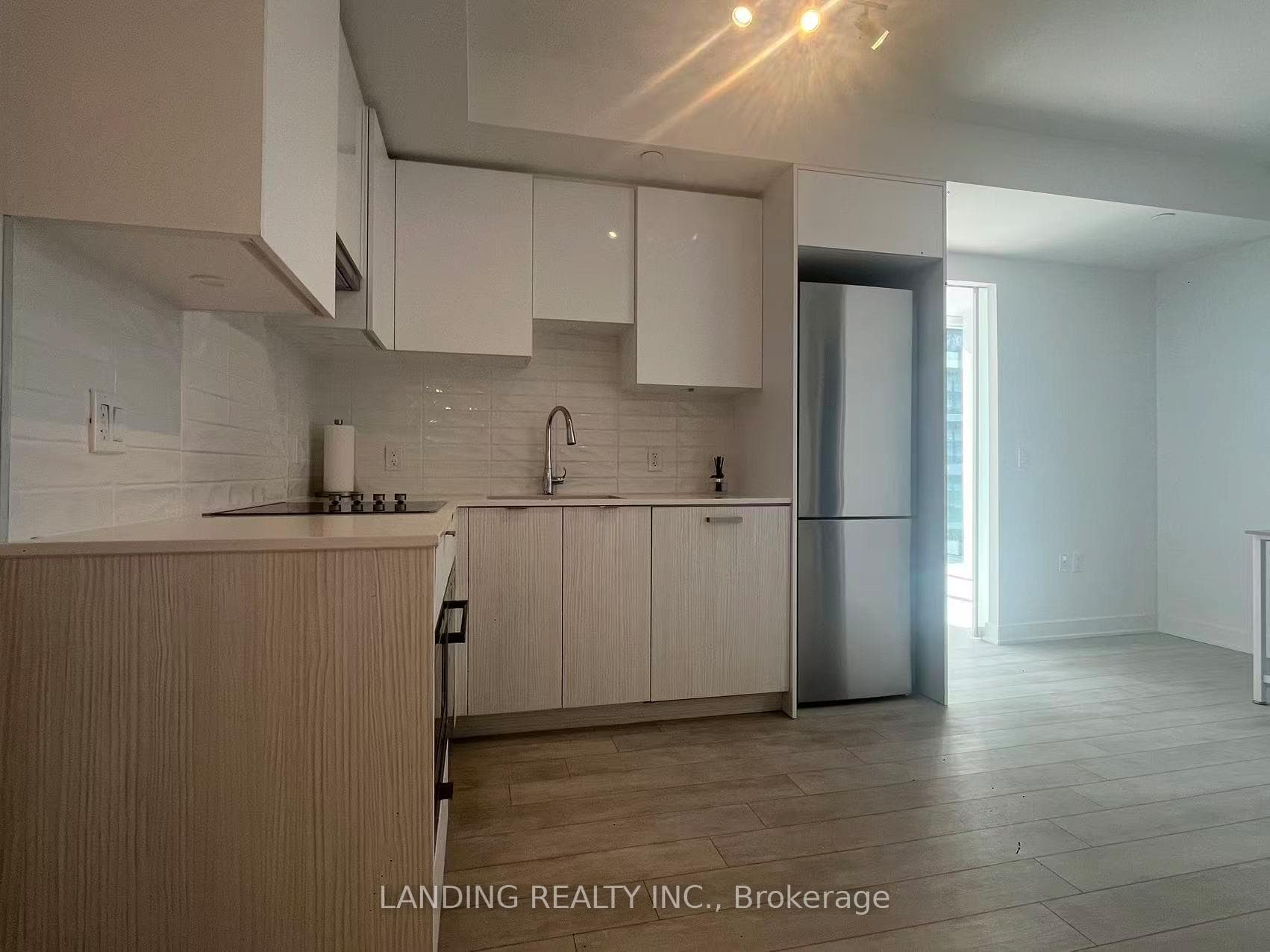 195 Redpath Avenue Unit 2612 photo 3