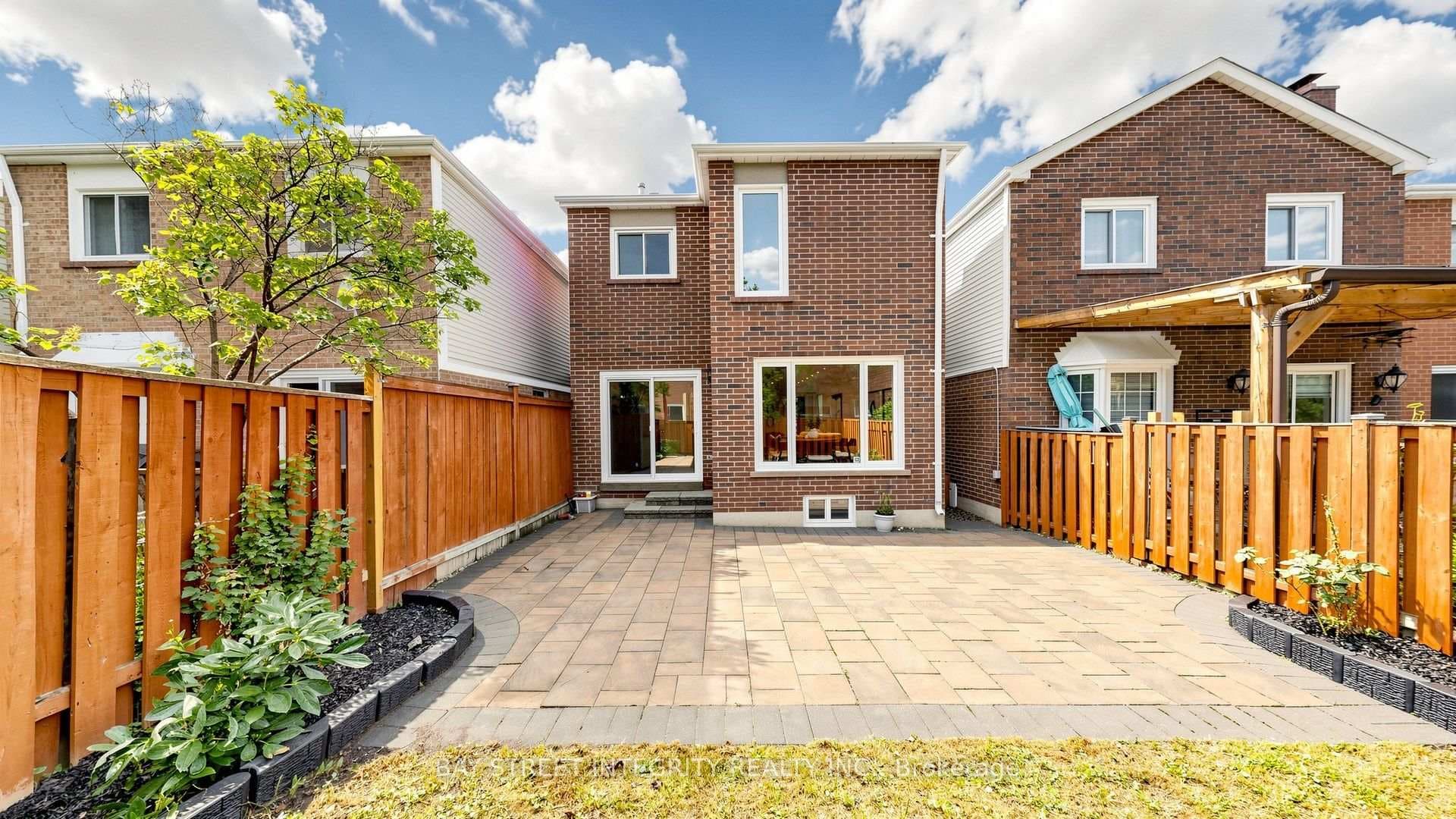41 Jonathan Gate photo 47