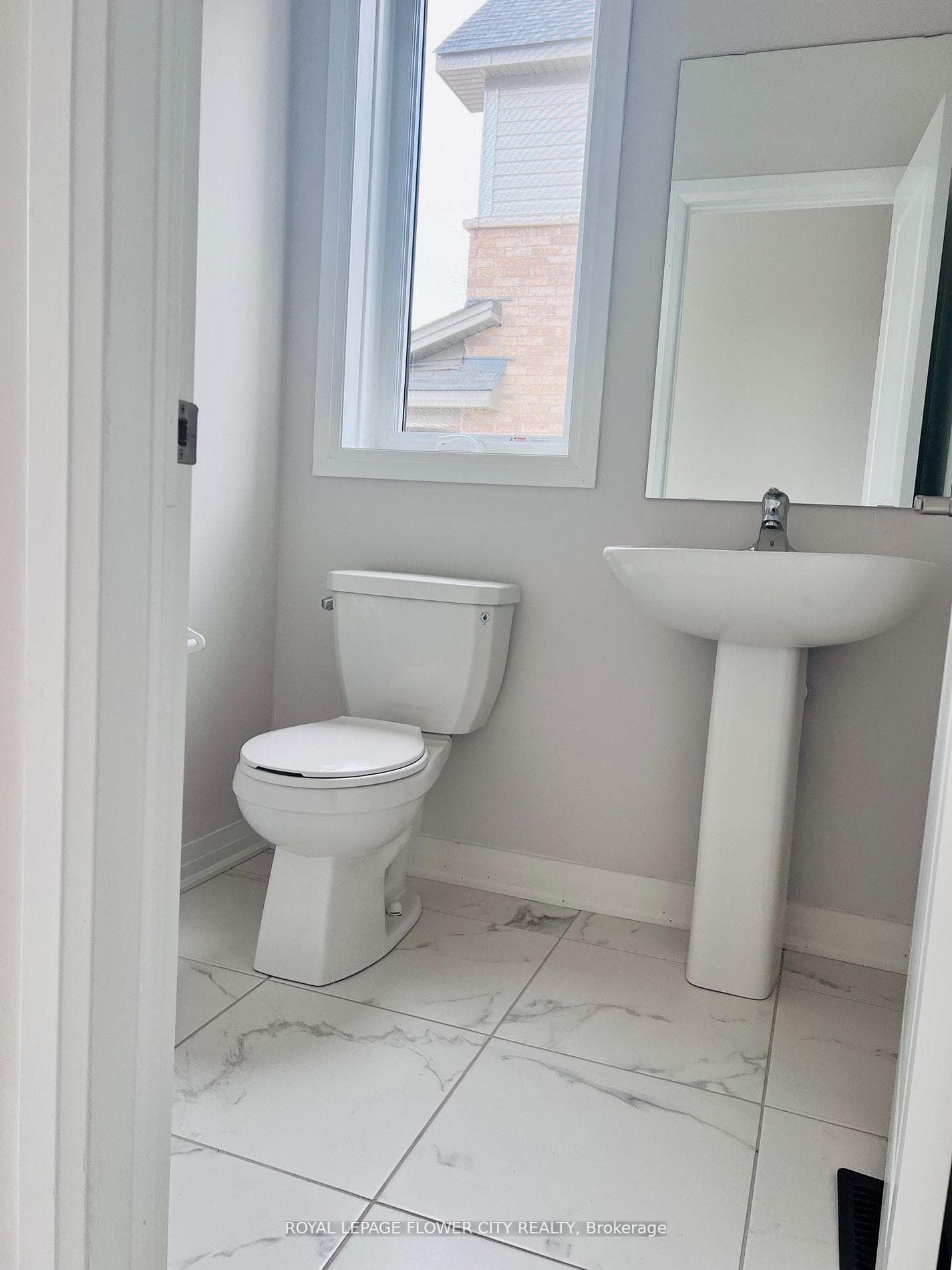 434 Robert Woolner Street photo 20