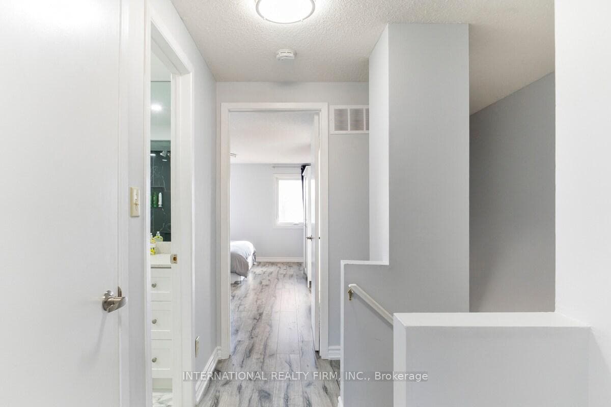 70 Penmarric Place photo 8