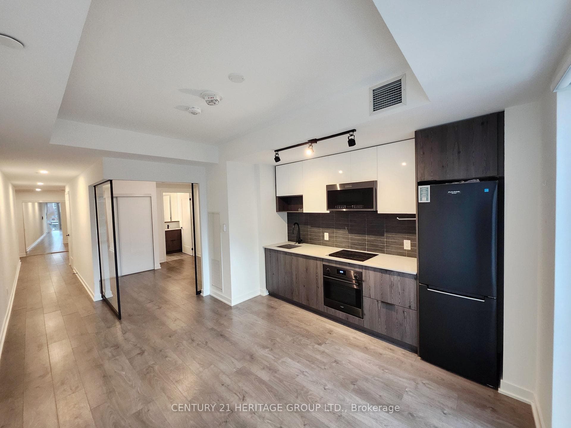 5 Defries Street Unit 619 photo 14