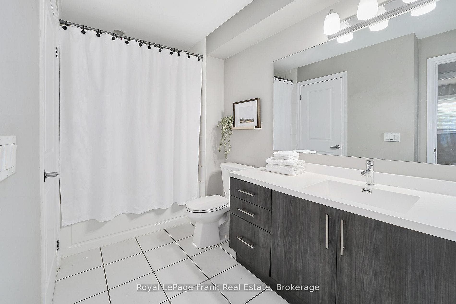 2500 Hill Rise Court Unit 127 photo 19