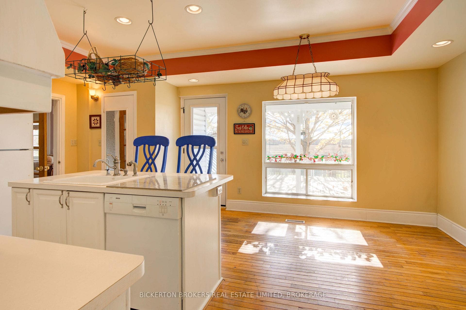 20 Gilbert Street photo 18