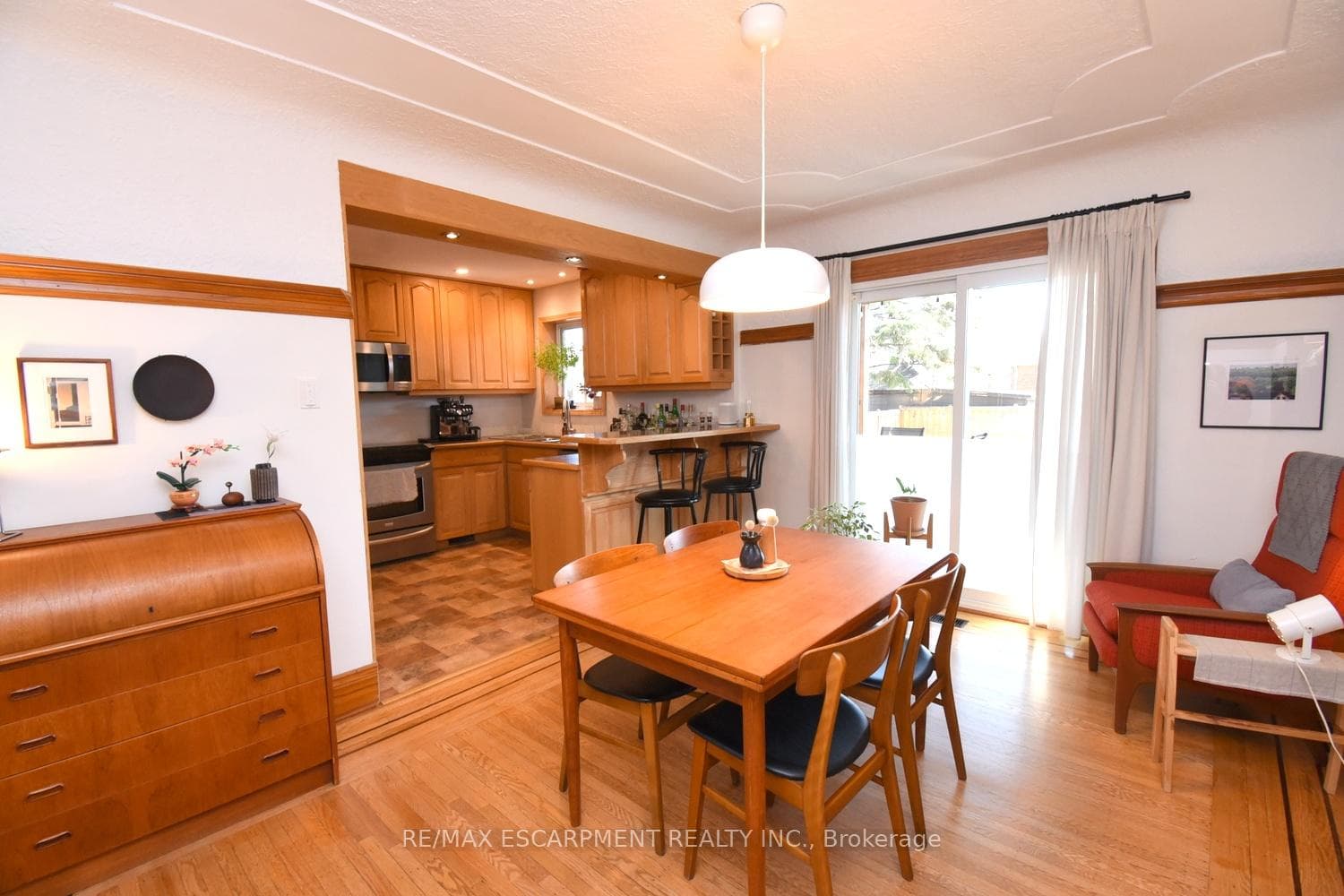 95 Huxley Avenue photo 16