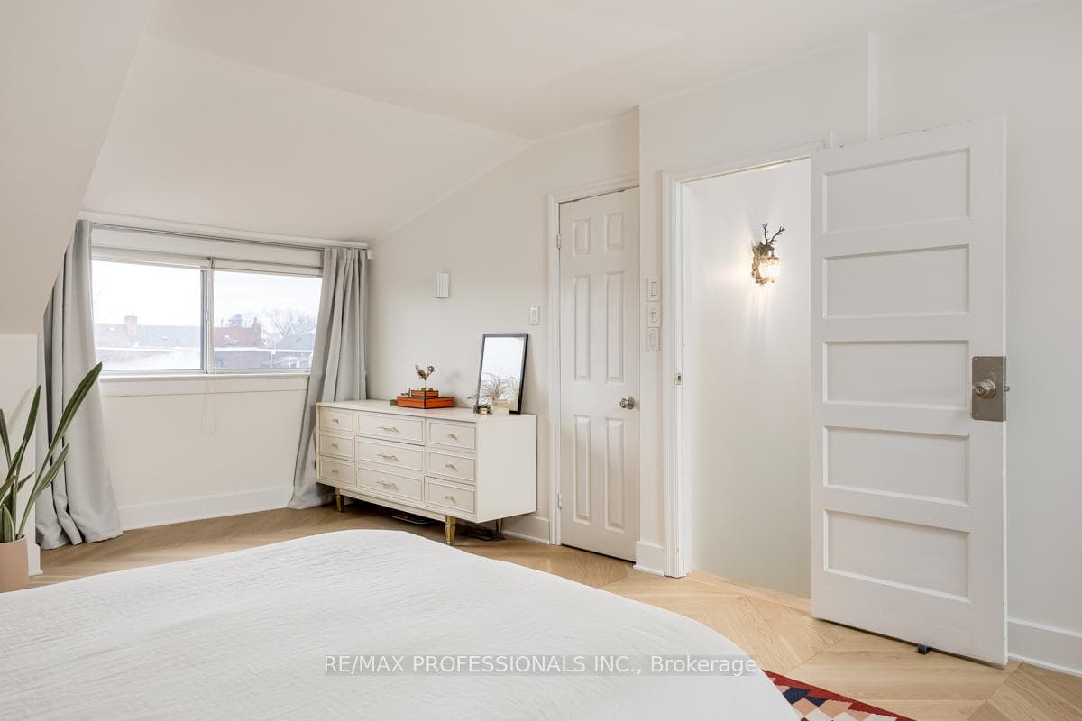 1381 Lansdowne Avenue photo 31