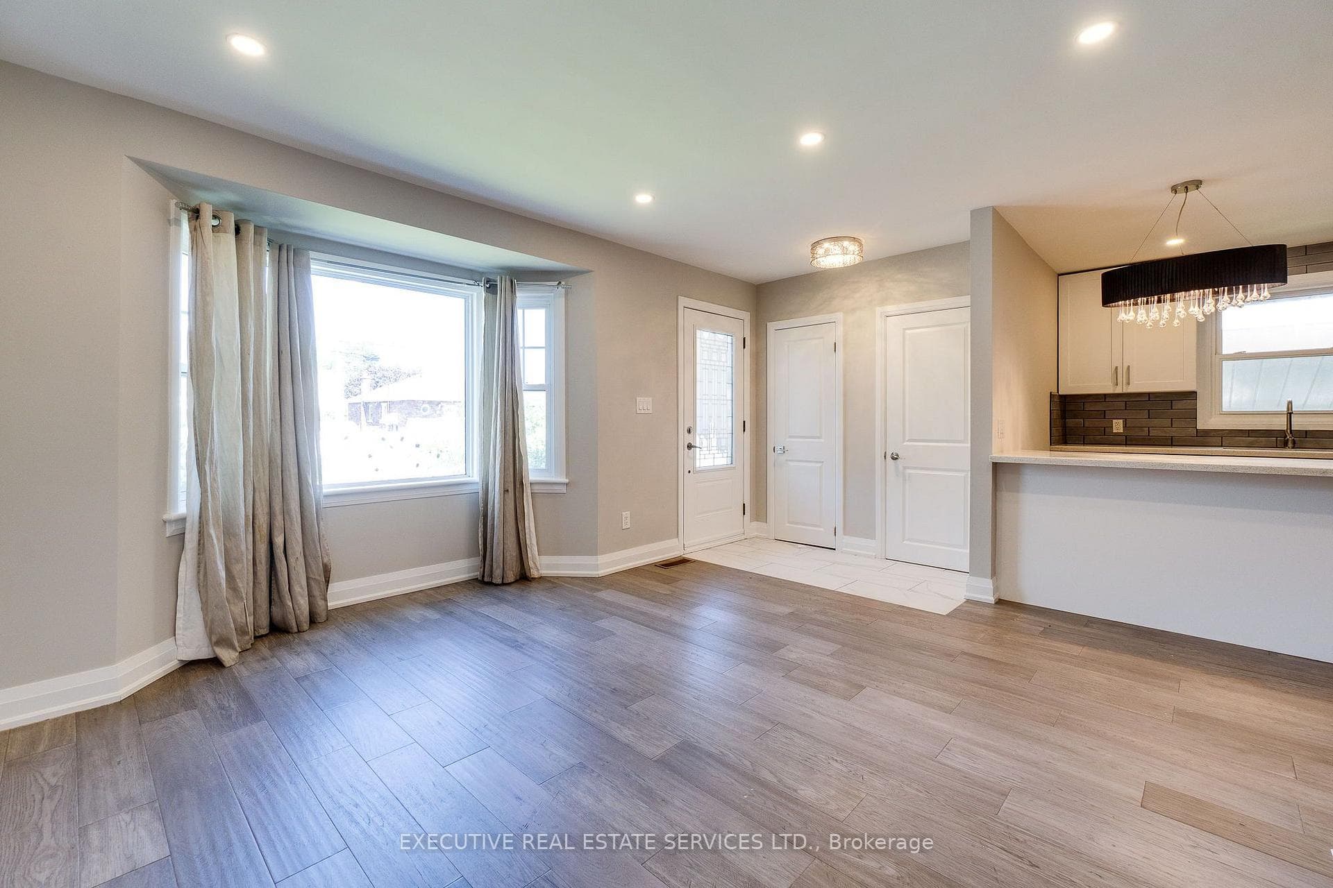 213 East 32nd Street photo 12