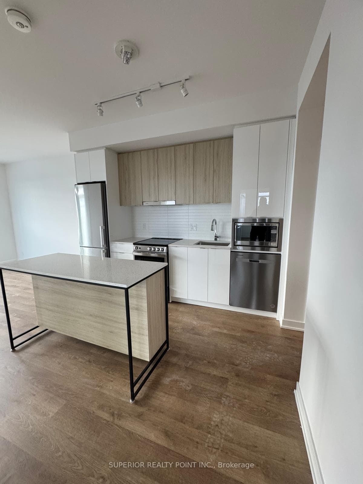 30 Upper Mall Way Unit A-2902 photo 11