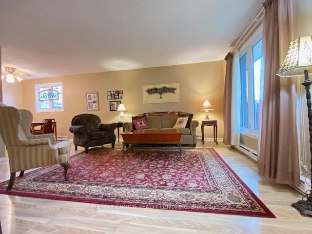 4 Murray Street photo 11