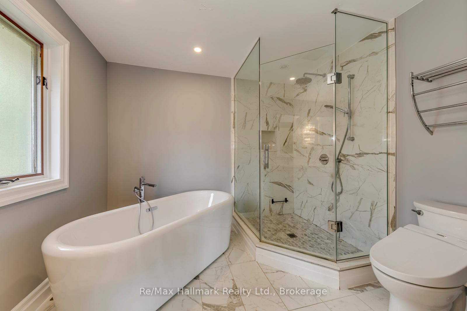 2251 Bennington Gate photo 29